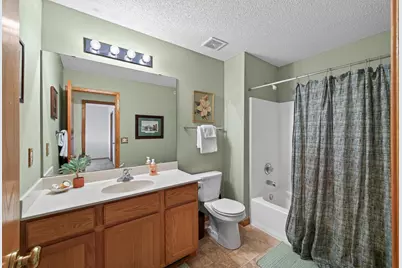 493 Marshland Trail, Chanhassen, MN 55317 - Photo 28