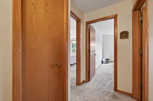 493 Marshland Trail, Chanhassen, MN 55317 - Photo 20