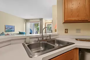493 Marshland Trail, Chanhassen, MN 55317 - Photo 18