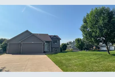 15347 Wintergreen Street NW, Andover, MN 55304 - Photo 2