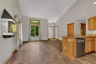 2215 Imperial Dr, Saint Cloud, MN 56301 - Photo 6