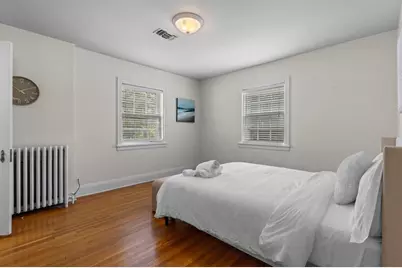 1785 Dupont Avenue S #Upper, Minneapolis, MN 55403 - Photo 26