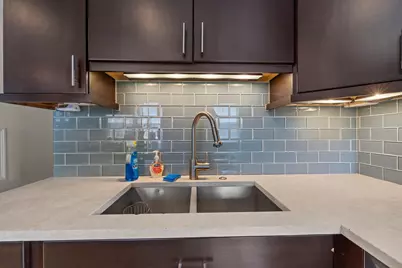 1785 Dupont Avenue S #Upper, Minneapolis, MN 55403 - Photo 16
