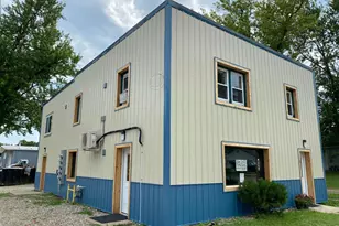 220 E 7th St, Albert Lea, MN 56007 - Photo 2