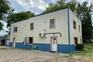 220 E 7th St, Albert Lea, MN 56007 - Photo 4