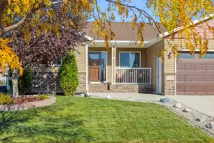 3712 11th Ave S, Moorhead, MN 56560 - Photo 2