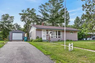 805 Willow Ln, Grand Rapids, MN 55744 - Photo 1