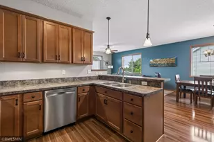 1719 Gotland Ln, Shakopee, MN 55379 - Photo 16