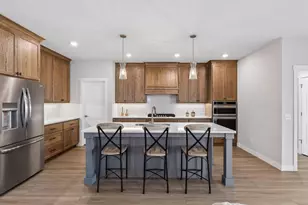 1465 Kasilof Ct, River Falls, WI 54022 - Photo 6