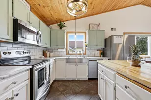308 Homestead St, Detroit Lakes, MN 56501 - Photo 8