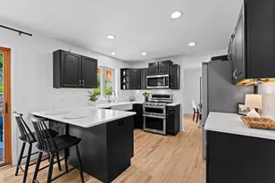 120 W 136th St, Burnsville, MN 55337 - Photo 4