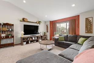 2011 12th Ave NE, Austin, MN 55912 - Photo 14