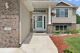 2011 12th Ave NE, Austin, MN 55912 - Photo 4