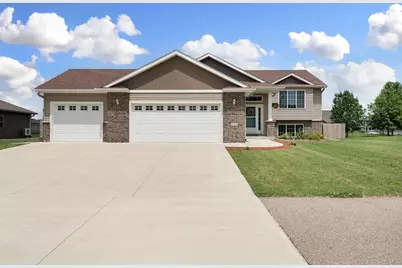 2011 12th Avenue NE, Austin, MN 55912 - Photo 2