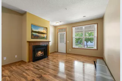 1646 White Pine Way #B, Carver, MN 55315 - Photo 6
