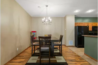 1646 White Pine Way #B, Carver, MN 55315 - Photo 10