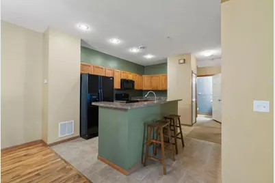 1646 White Pine Way #B, Carver, MN 55315 - Photo 14