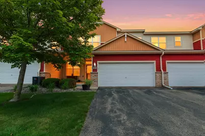 1646 White Pine Way #B, Carver, MN 55315 - Photo 2
