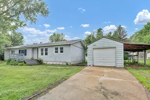 900 Louise Ln, Lake City, MN 55041 - Photo 1