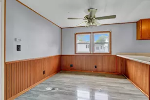 900 Louise Ln, Lake City, MN 55041 - Photo 4