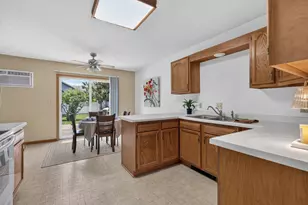 2306 Hillcrest Dr, Brainerd, MN 56401 - Photo 10