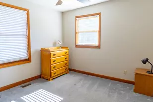 805 Cottage Ave W, Saint Paul, MN 55117 - Photo 22