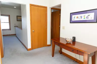 805 Cottage Avenue W, Saint Paul, MN 55117 - Photo 18