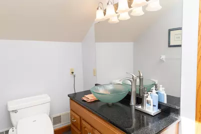 805 Cottage Avenue W, Saint Paul, MN 55117 - Photo 16