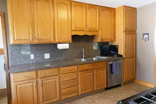 805 Cottage Ave W, Saint Paul, MN 55117 - Photo 4