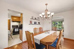 887 Cheri Ln, Mendota Heights, MN 55120 - Photo 8