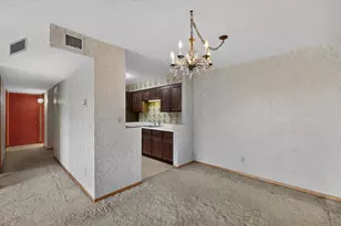 317 6th Ave SW, Rochester, MN 55902 - Photo 14