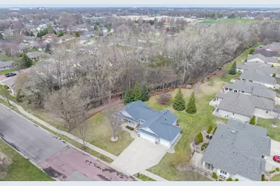 100 Crystal Lane, Mankato, MN 56001 - Photo 2