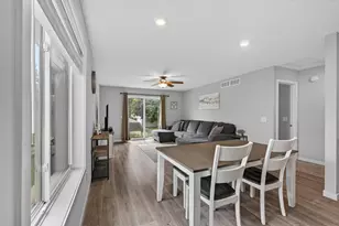 7389 Degrio Way, Inver Grove Heights, MN 55076 - Photo 6