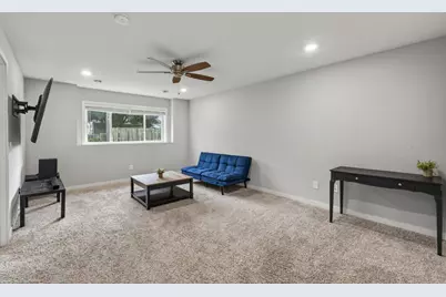 7389 Degrio Way, Inver Grove Heights, MN 55076 - Photo 12
