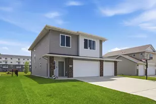1207 Southwood Dr, Dilworth, MN 56529 - Photo 2