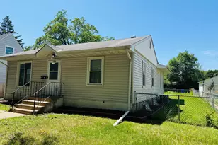 1299 Matilda St, Saint Paul, MN 55117 - Photo 2