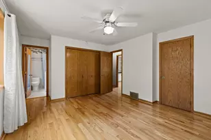 5749 W 141st St, Savage, MN 55378 - Photo 14