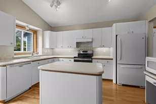 5749 W 141st St, Savage, MN 55378 - Photo 6