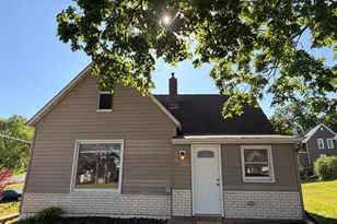 309 Pleasant St NE, Preston, MN 55965 - Photo 2