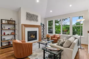 9733 Liberty Ct, Eden Prairie, MN 55347 - Photo 8