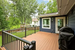 193 Ridgeview Dr, Wayzata, MN 55391 - Photo 40
