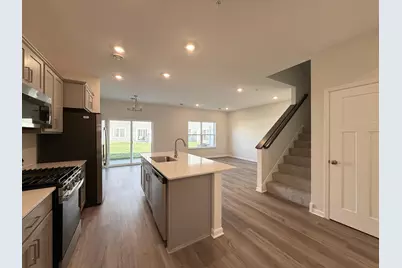 23154 Creekview Court, Rogers, MN 55374 - Photo 2