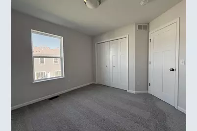 23154 Creekview Court, Rogers, MN 55374 - Photo 14