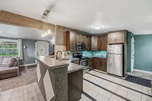 1231 Hewitt Ave, Saint Paul, MN 55104 - Photo 10