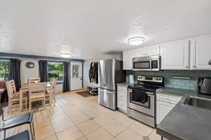 1231 Hewitt Ave, Saint Paul, MN 55104 - Photo 20