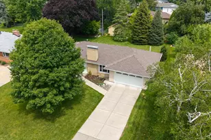 3314 Belden Dr NE, Saint Anthony, MN 55418 - Photo 30