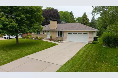 3314 Belden Drive NE, Saint Anthony, MN 55418 - Photo 2