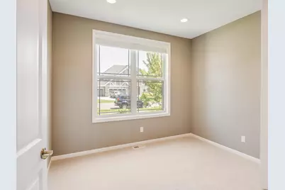 10321 Louisiana Avenue N, Brooklyn Park, MN 55445 - Photo 22