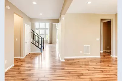 10321 Louisiana Avenue N, Brooklyn Park, MN 55445 - Photo 6