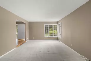 698 Badlands Rd, Hudson, WI 54016 - Photo 6